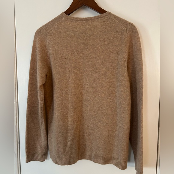Brand new L.L. Bean Classic Cashmere Crewneck Sweater - Picture 2 of 6